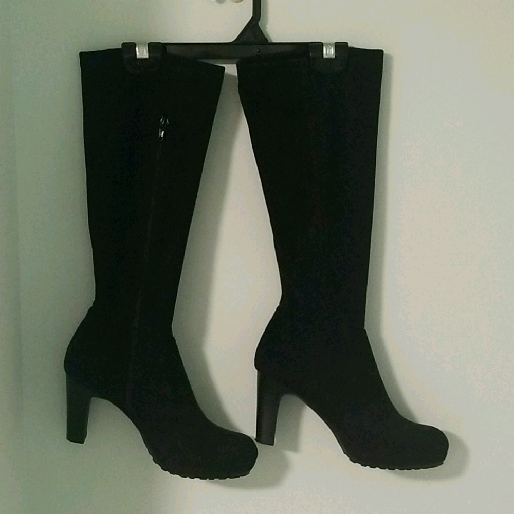 Brown's Faux suede boots Black sz 38